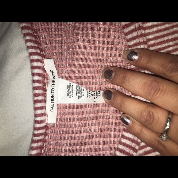 Stripped dark red front tie sweater - Picture 4 of 4